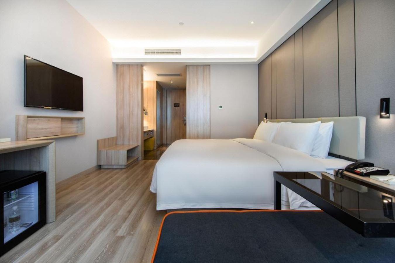 Hotel Atour Xujiahui Meiying 4*