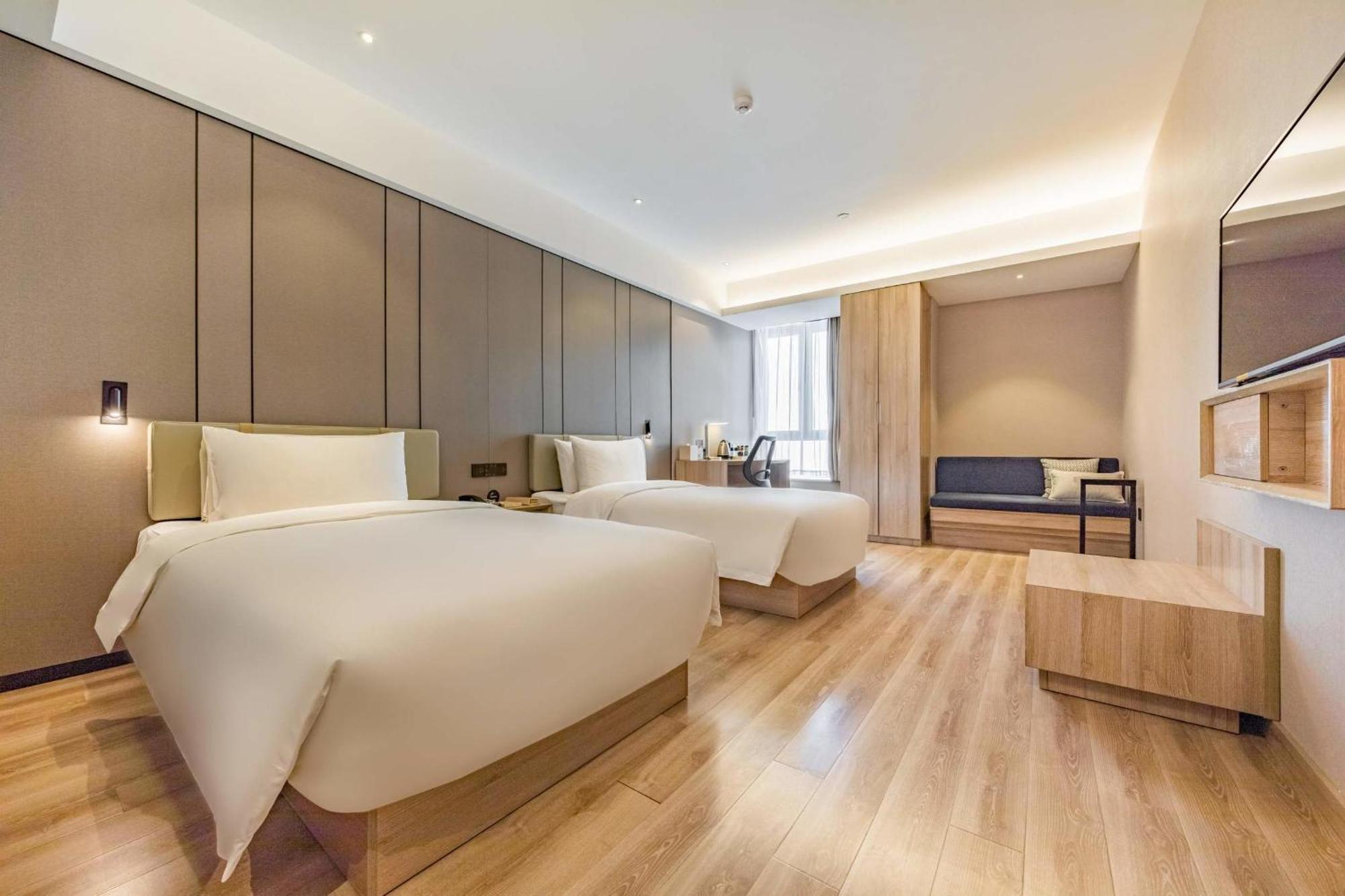 Hotel Atour Xujiahui Meiying 4*